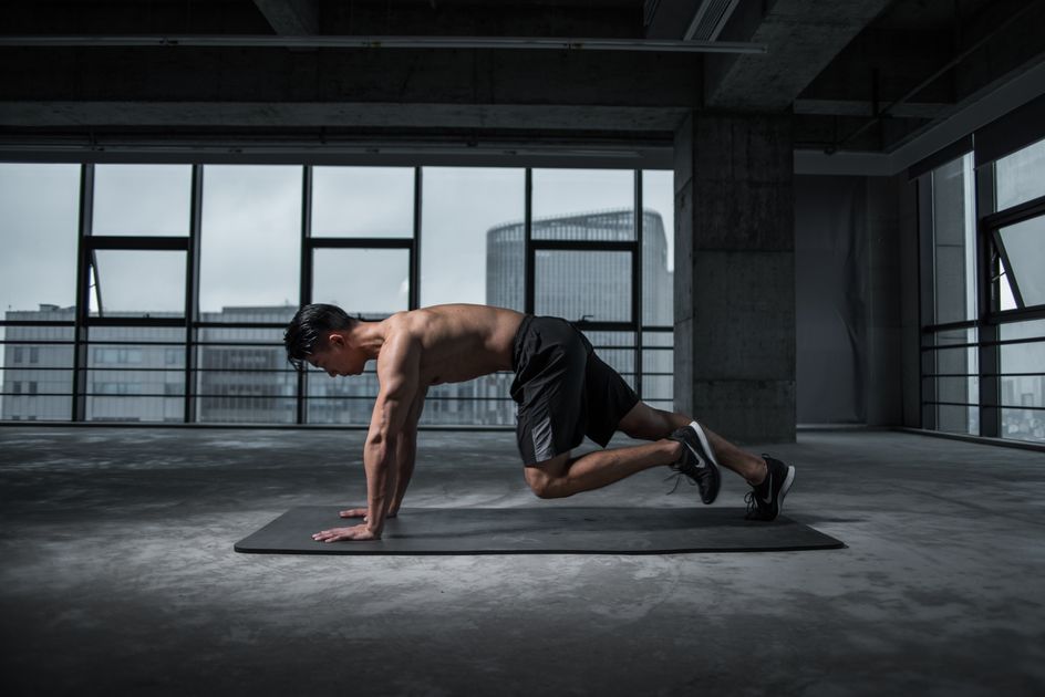 How to Become an Online Fitness Coach in 2026
